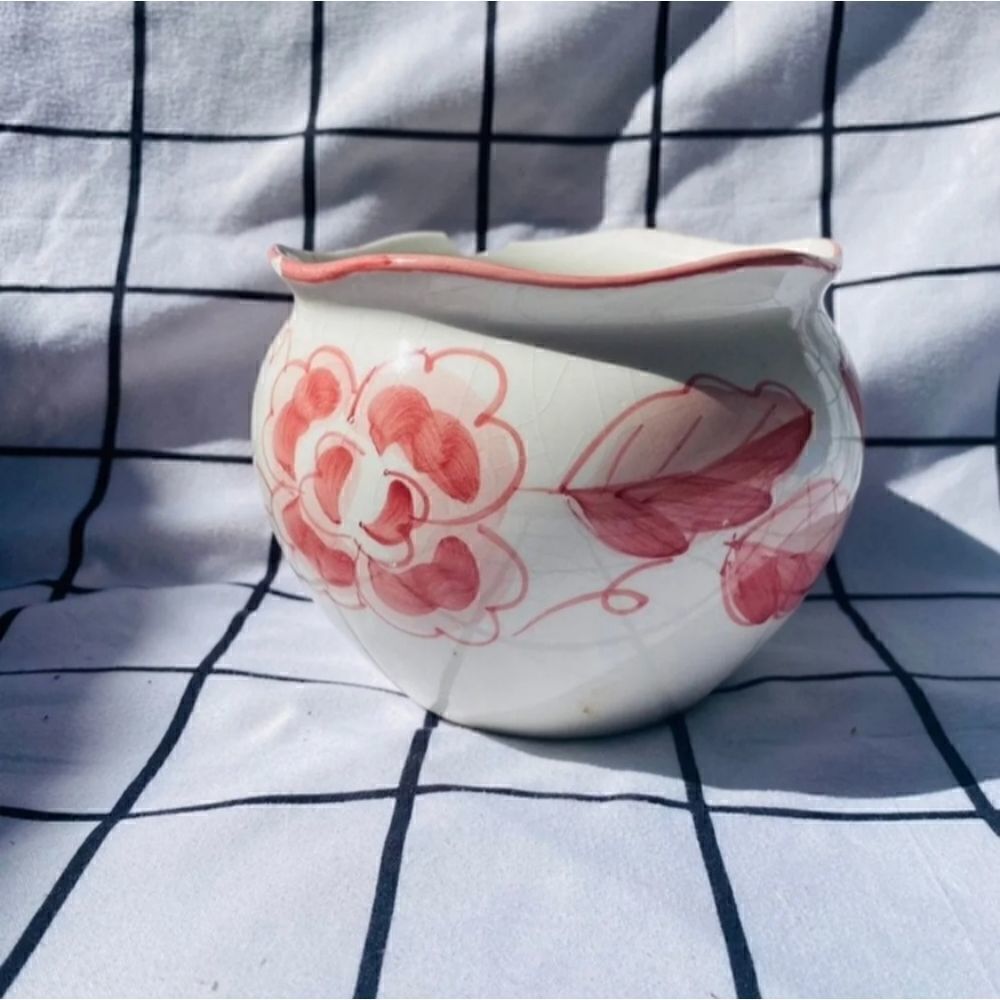 Rose fluted vase vintage white peach coral
